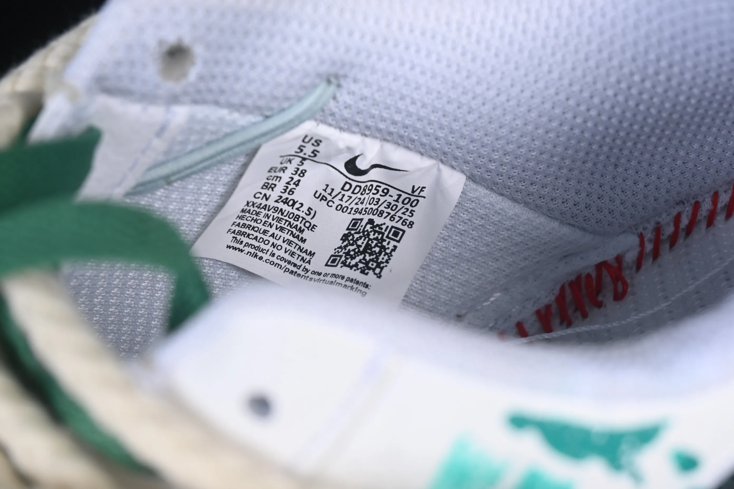 All categories Nk Air Force 1 Air Force series Nk Air Force 1 Low Air Force low top Nike Air Force 1'07 Low "Aquarius" Hand-painted graffiti Twelve constellations series Taurus Air Force One low-top casual sneakers Constellation 120-218
